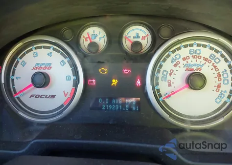 2010 Ford Focus Ses from USA, damaged, VIN 1FAHP3DNXAW171395